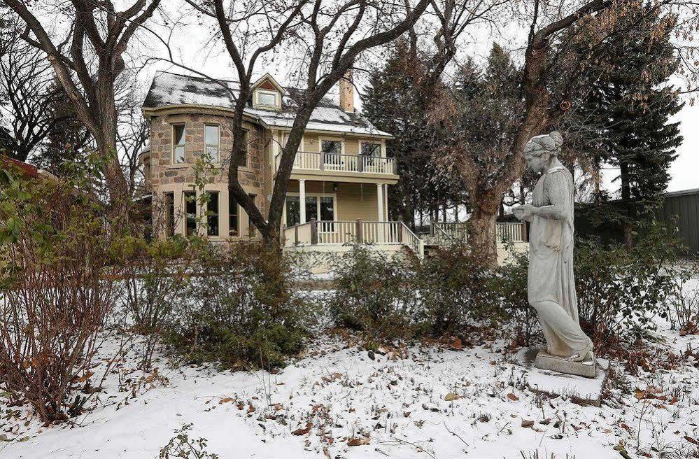 Bellas Castle Morden Dış mekan fotoğraf